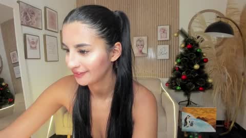 Kim  online show from December 28, 9:40 pm