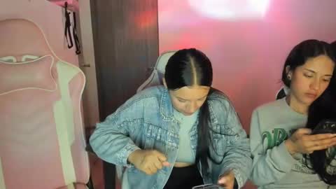 kimmi online show from September 23, 11:19 pm