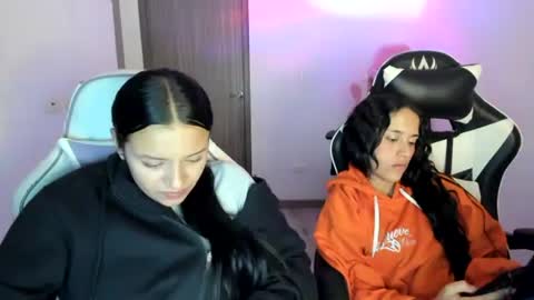 kimmi online show from October 2, 11:23 pm