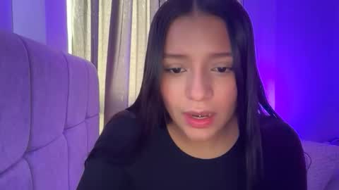 Snapshot of kimmi_foxy chatting on March 6, 3:52 pm kimmi online show from March 6, 3:52 pm