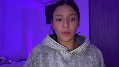 Snapshot of kimmi_foxy chatting on March 10, 10:04 pm kimmi online show from March 10, 10:04 pm