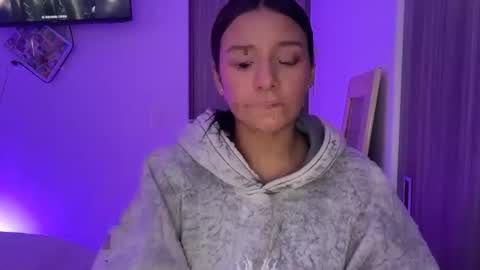Snapshot of kimmi_foxy chatting on March 12, 8:37 pm kimmi online show from March 12, 8:37 pm