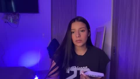 Snapshot of kimmi_foxy chatting on March 20, 8:35 pm kimmi online show from March 20, 8:35 pm