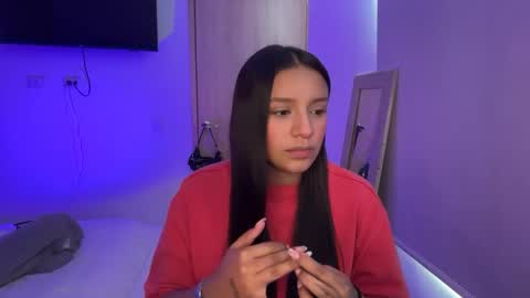 Snapshot of kimmi_foxy chatting on May 7, 10:15 pm kimmi online show from May 7, 10:15 pm