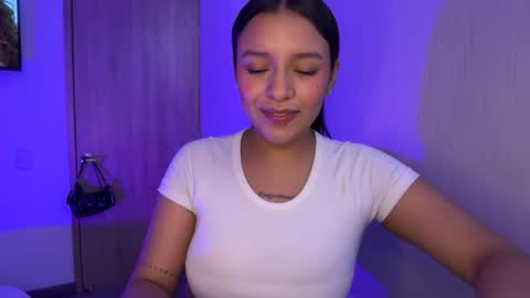 Snapshot of kimmi_foxy chatting on June 12, 3:55 pm kimmi online show from June 12, 3:55 pm