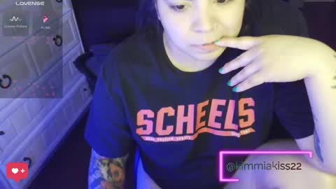 Snapshot of kimmiakiss22 chatting on March 13, 4:30 am Kimmi online show from March 13, 4:30 am