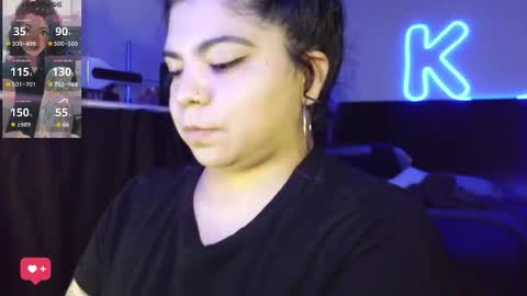 Snapshot of kimmiakiss22 chatting on March 27, 2:28 am Kimmi online show from March 27, 2:28 am