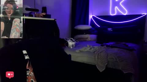 Snapshot of kimmiakiss22 chatting on April 12, 3:00 am Kimmi online show from April 12, 3:00 am