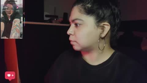Snapshot of kimmiakiss22 chatting on April 18, 2:48 am Kimmi online show from April 18, 2:48 am