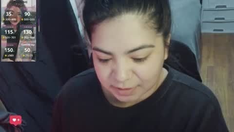 Snapshot of kimmiakiss22 chatting on April 20, 2:47 am Kimmi online show from April 20, 2:47 am
