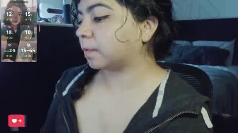 Snapshot of kimmiakiss22 chatting on April 26, 9:23 pm Kimmi online show from April 26, 9:23 pm