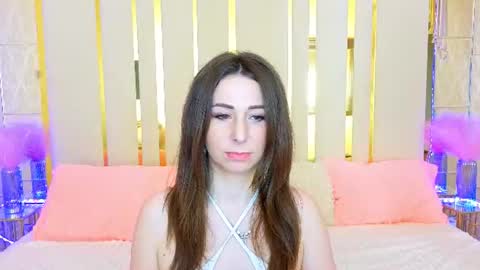 Snapshot of kimmmli chatting on July 7, 1:04 pm Margo online show from July 7, 1:04 pm