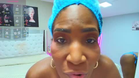 Kim online show from November 25, 12:49 pm