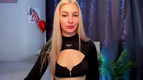 kimmy1_powell online show from September 21, 4:47 am