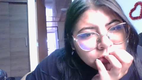Kimmy online show from February 14, 5:57 pm