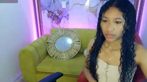 Snapshot of kimmy_m_ chatting on June 13, 12:36 pm kimmy_m_ online show from June 13, 12:36 pm