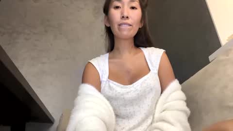 Kimmy online show from December 10, 1:33 pm