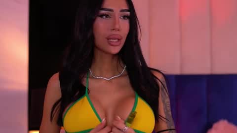 Kim online show from December 14, 2:22 pm