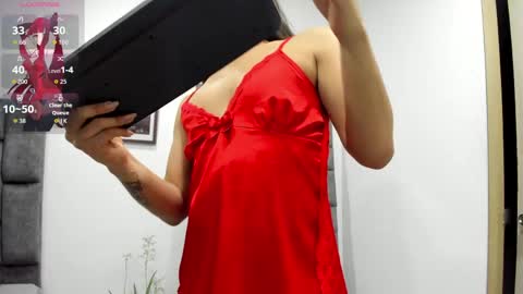 Snapshot of kimpike chatting on May 18, 4:18 am Samara online show from May 18, 4:18 am