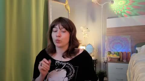 kina_ka online show from May 28, 7:44 pm