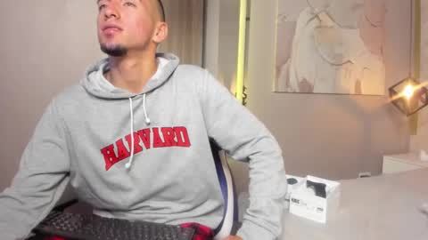 King Dante  online show from December 3, 10:51 pm
