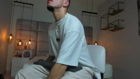King Dante  online show from February 23, 1:24 am