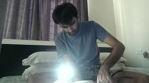 Snapshot of king_kong_india3 chatting on February 10, 10:09 am Jay online show from February 10, 10:09 am