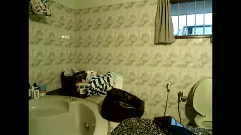 Snapshot of king_kong_india3 chatting on March 1, 1:02 pm Jay online show from March 1, 1:02 pm