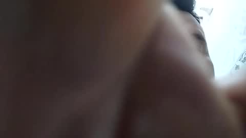 King LEO  online show from March 27, 7:14 am