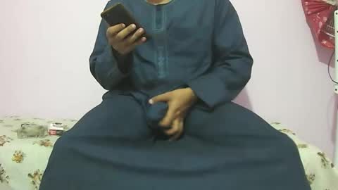 Snapshot of king_of_arabians chatting on March 13, 12:06 am king_of_arabians online show from March 13, 12:06 am
