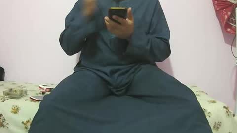 Snapshot of king_of_arabians chatting on March 15, 11:11 pm king_of_arabians online show from March 15, 11:11 pm