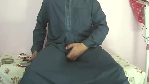 Snapshot of king_of_arabians chatting on April 9, 8:53 am king_of_arabians online show from April 9, 8:53 am