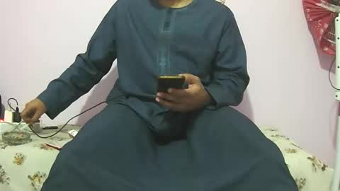 Snapshot of king_of_arabians chatting on April 11, 2:49 am king_of_arabians online show from April 11, 2:49 am