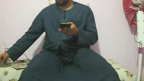 Snapshot of king_of_arabians chatting on April 12, 12:48 am king_of_arabians online show from April 12, 12:48 am