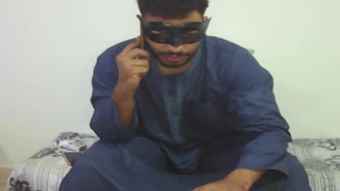 Snapshot of king_of_arabians chatting on May 28, 10:12 am king_of_arabians online show from May 28, 10:12 am