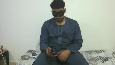 Snapshot of king_of_arabians chatting on May 28, 10:40 pm king_of_arabians online show from May 28, 10:40 pm