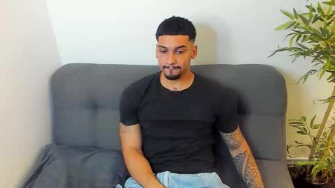 king_of_kings__ online show from September 20, 2:01 am