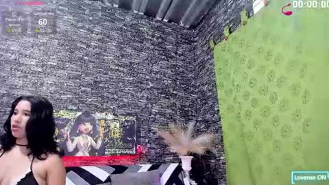 Valeska y Deivi online show from July 25, 6:00 am