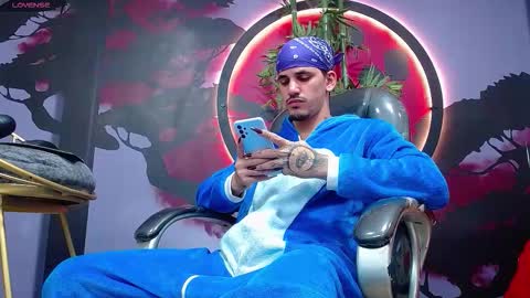 king voy online show from November 11, 5:07 am