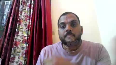 kingalpines1 online show from July 8, 5:50 pm