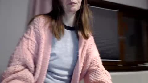 Snapshot of kingandprincess chatting on November 13, 5:12 pm sexysexyhotwetpinkredpussy online show from November 13, 5:12 pm