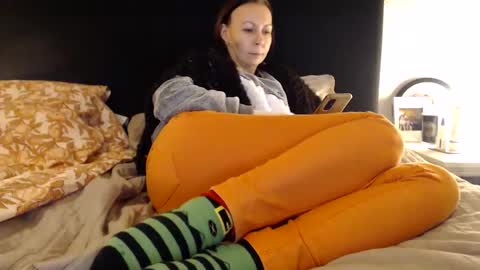 Snapshot of kingandprincess chatting on April 7, 8:31 pm sexysexyhotwetpinkredpussy online show from April 7, 8:31 pm