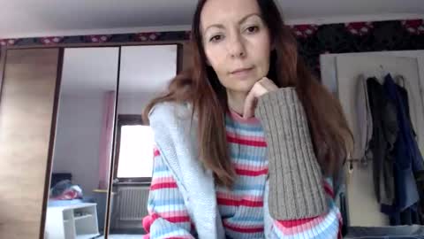 sexysexyhotwetpinkredpussy online show from April 17, 5:38 pm