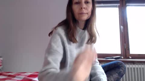 sexysexyhotwetpinkredpussy online show from May 2, 6:13 pm