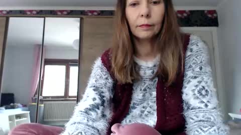 sexysexyhotwetpinkredpussy online show from May 13, 3:09 pm