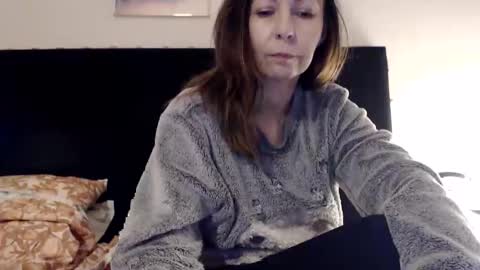 sexysexyhotwetpinkredpussy online show from May 19, 8:59 pm
