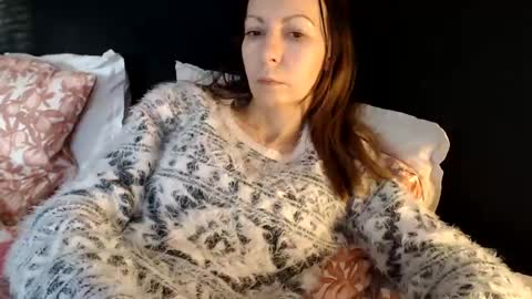 sexysexyhotwetpinkredpussy online show from May 25, 6:25 pm