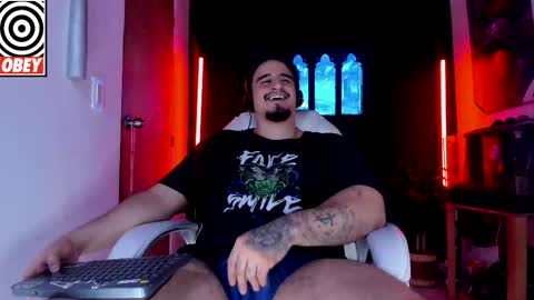 King Bear online show from November 26, 6:25 am