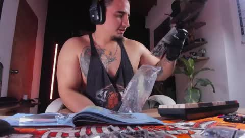 King Bear online show from June 3, 6:38 am