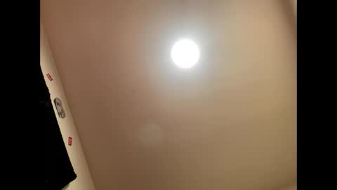 Snapshot of kingecstasyxxx chatting on December 20, 10:22 am KingEcstasyXXX online show from December 20, 10:22 am